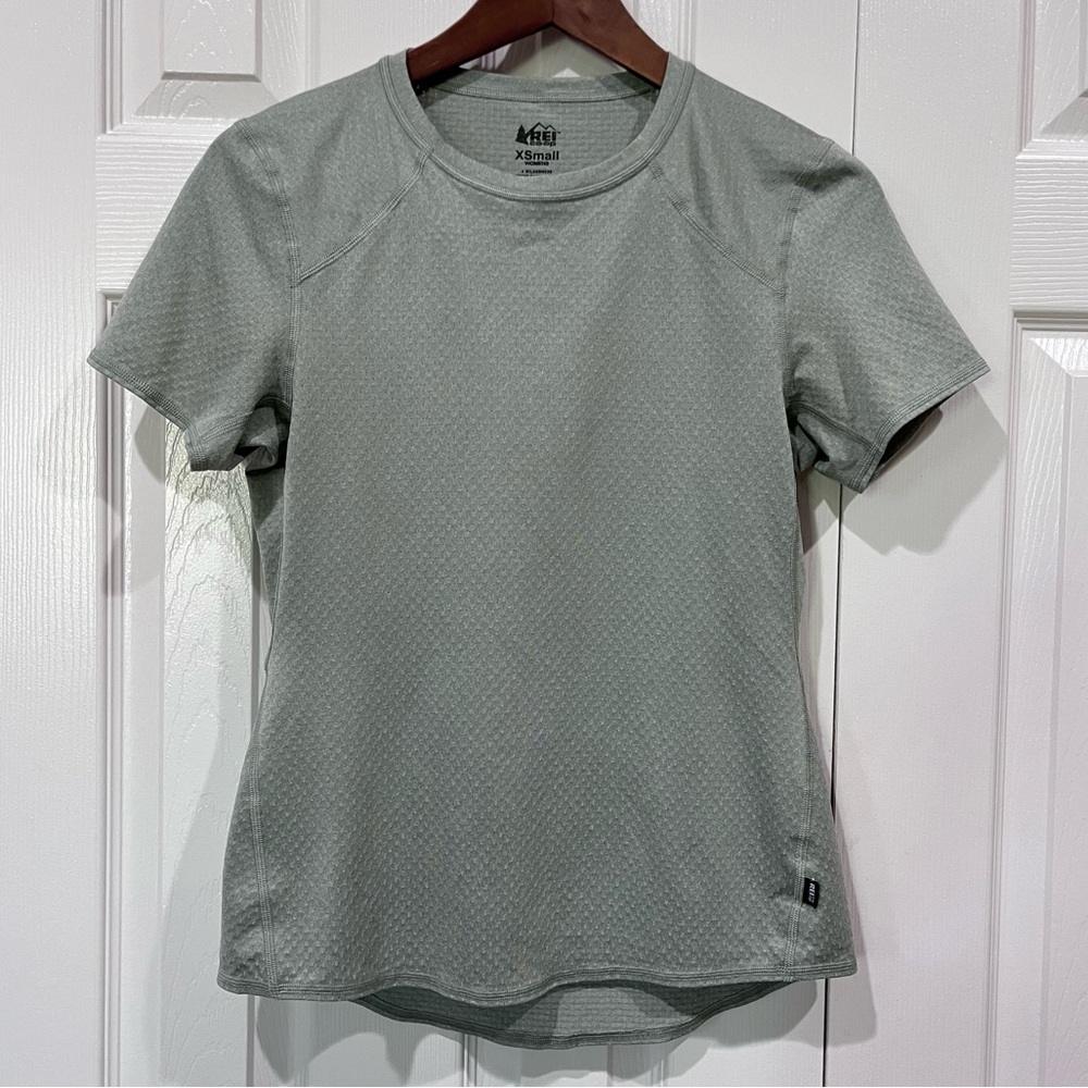 REI Co-op Women's Lightweight Base Layer Green Short Sleeve Crew Top Size XS
